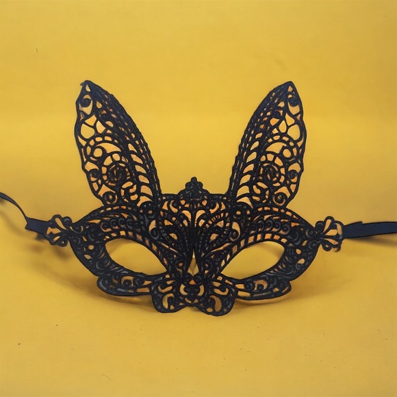 Accessories - Elegant Black Lace Bunny Mask